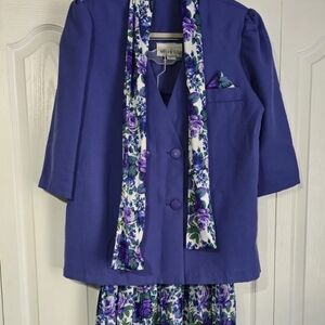 The VTG Marla R.Ltd. Periwinkle Blazer w/ Floral Skirt & Matching Scarf Sz 14